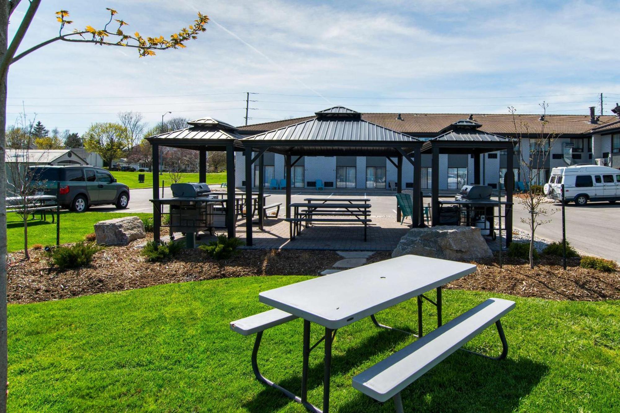 Comfort Inn 3*